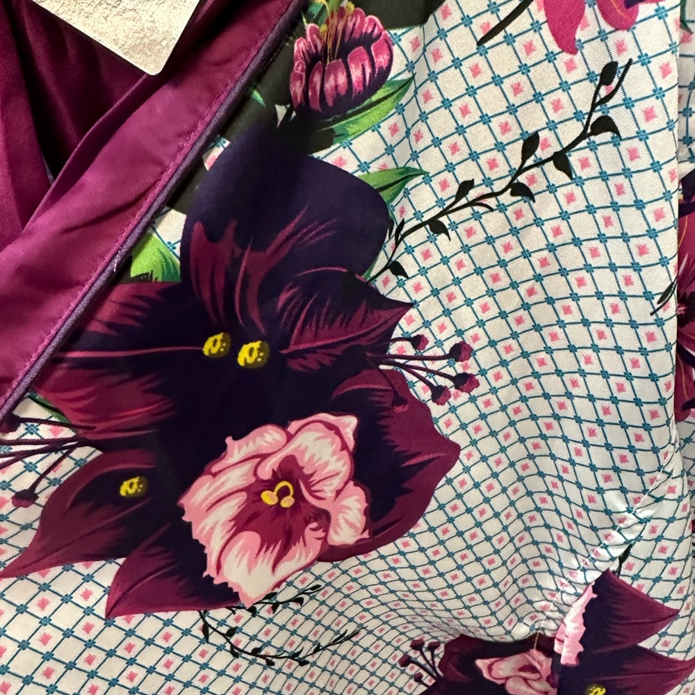 Satin Robe - Picture 10 of 14